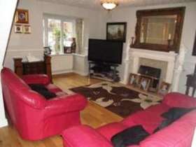 4 bedroom Detached f...
